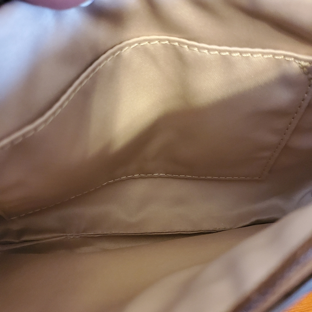 Coach Wristlet - Picture 6 of 8